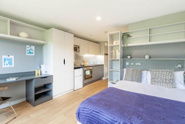 1 bed studio, Clifford House Stadium Way, Mount Pleasant, Exeter, EX46AQ - Image 2